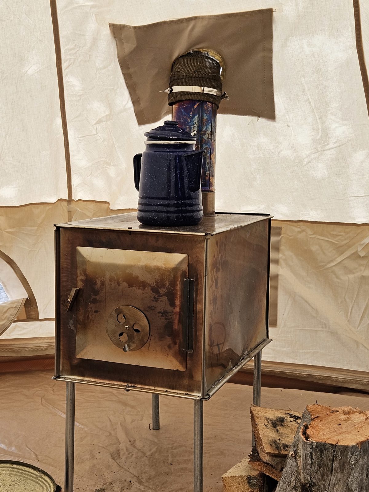 SPIKE HUNTS – Off the Grid Adventures Inc.